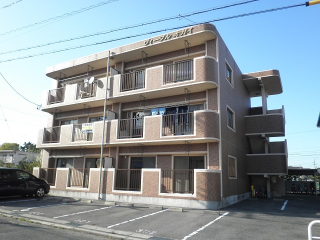 ヴィーブルオガイ 202号室 外観