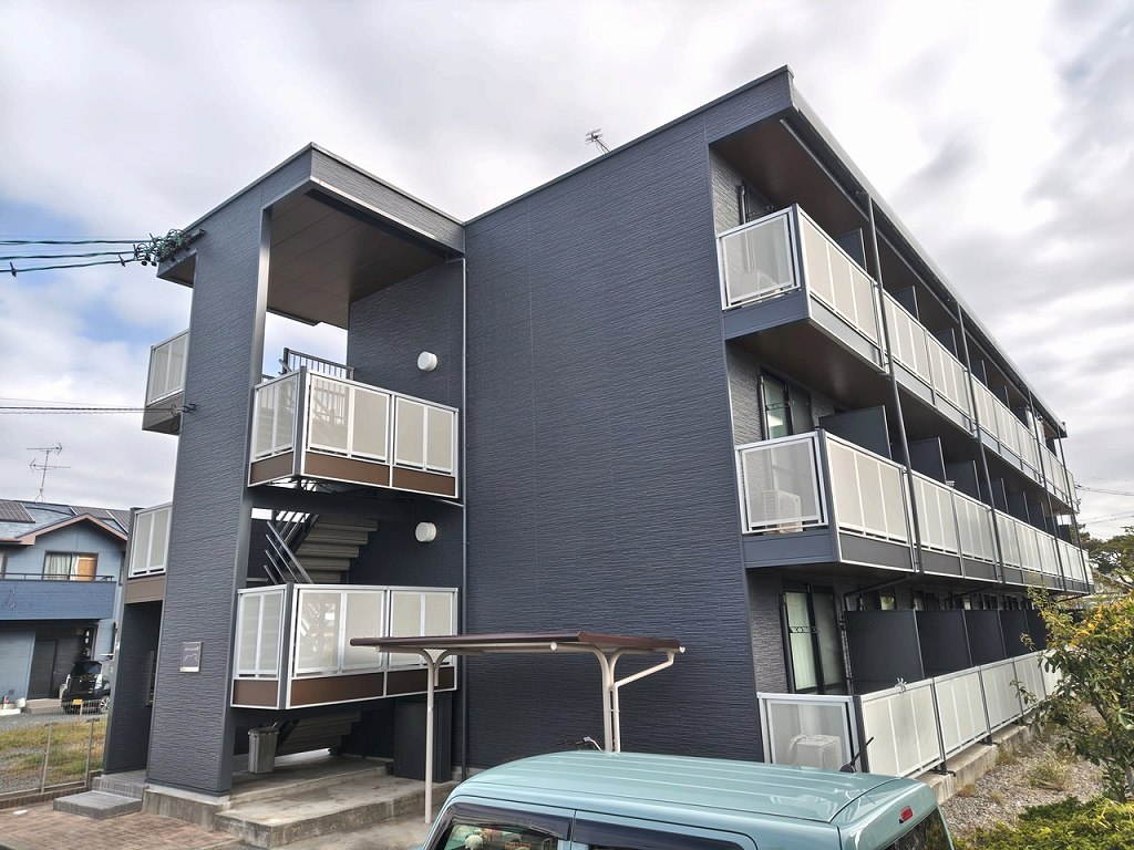 レオパレスチェリービレッジ 103号室 外観