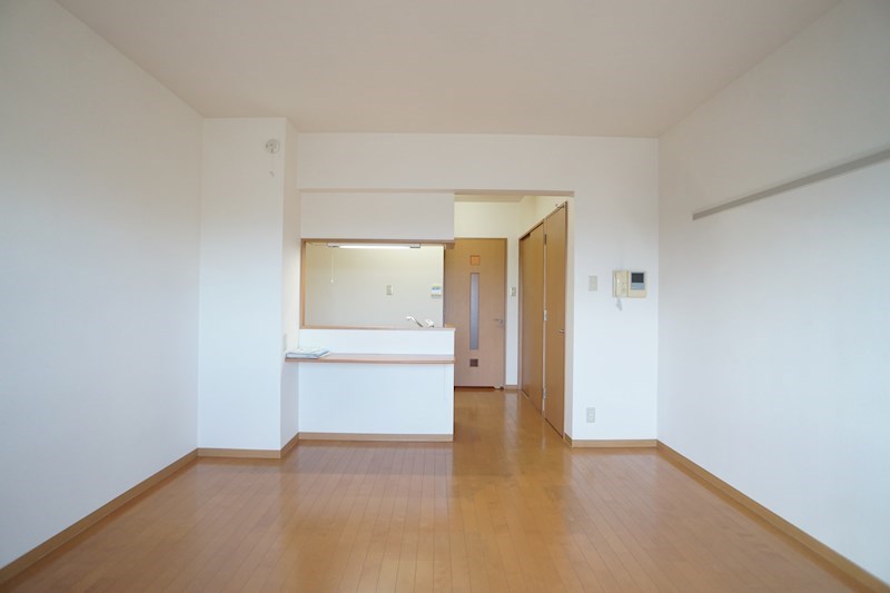 ファンターナ西都 リビング