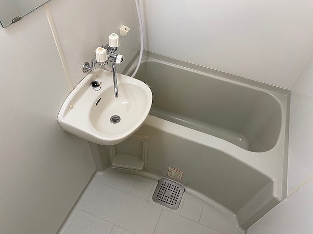 レオパレスＥフレックス 風呂画像