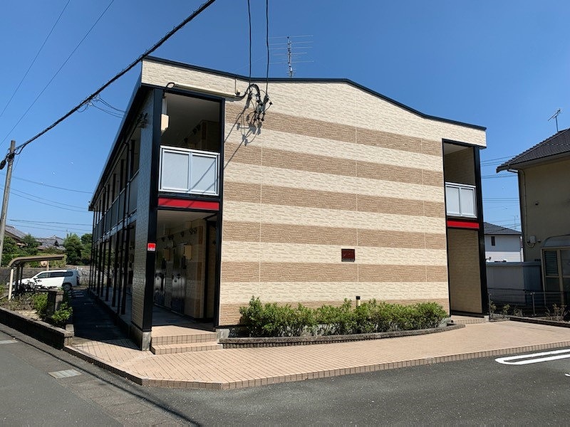 レオパレスじん 205号室 外観