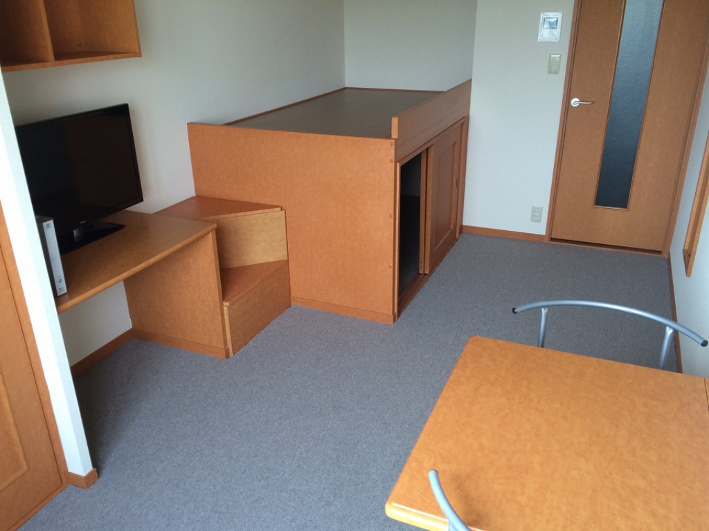 レオパレスじん リビング