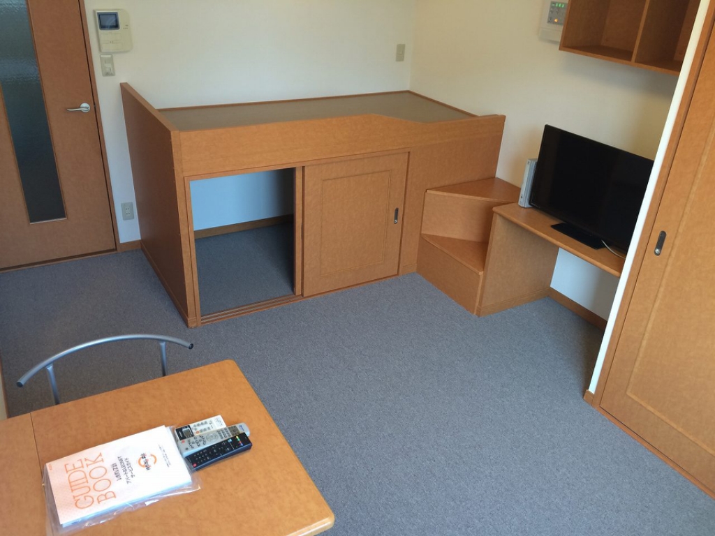 レオパレスひまわり リビング