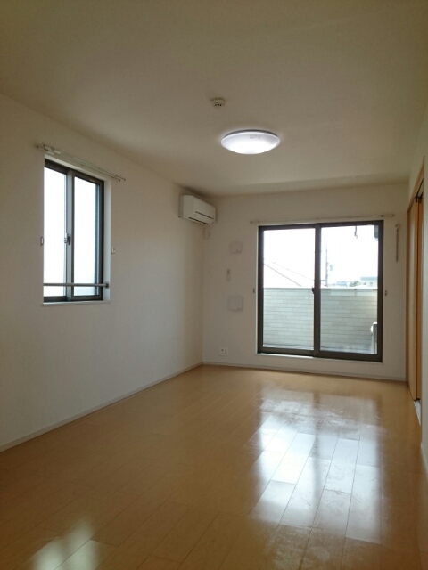 セ　デラッセ リビング