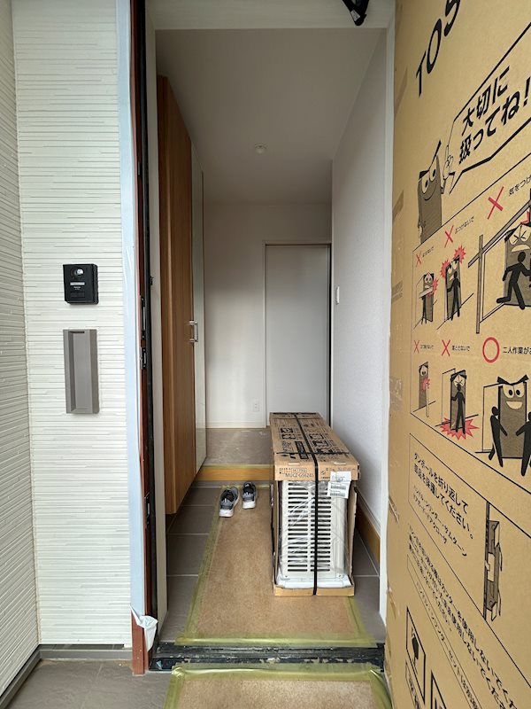 大平台戸建て新築3棟 玄関