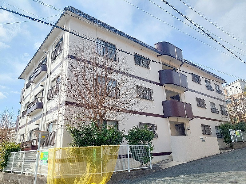 メゾン・ド・ルミエール 302号室 外観