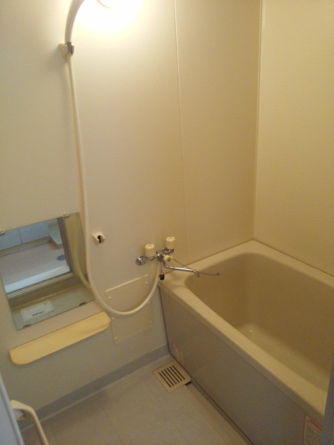 ハイツ・カモ 風呂画像