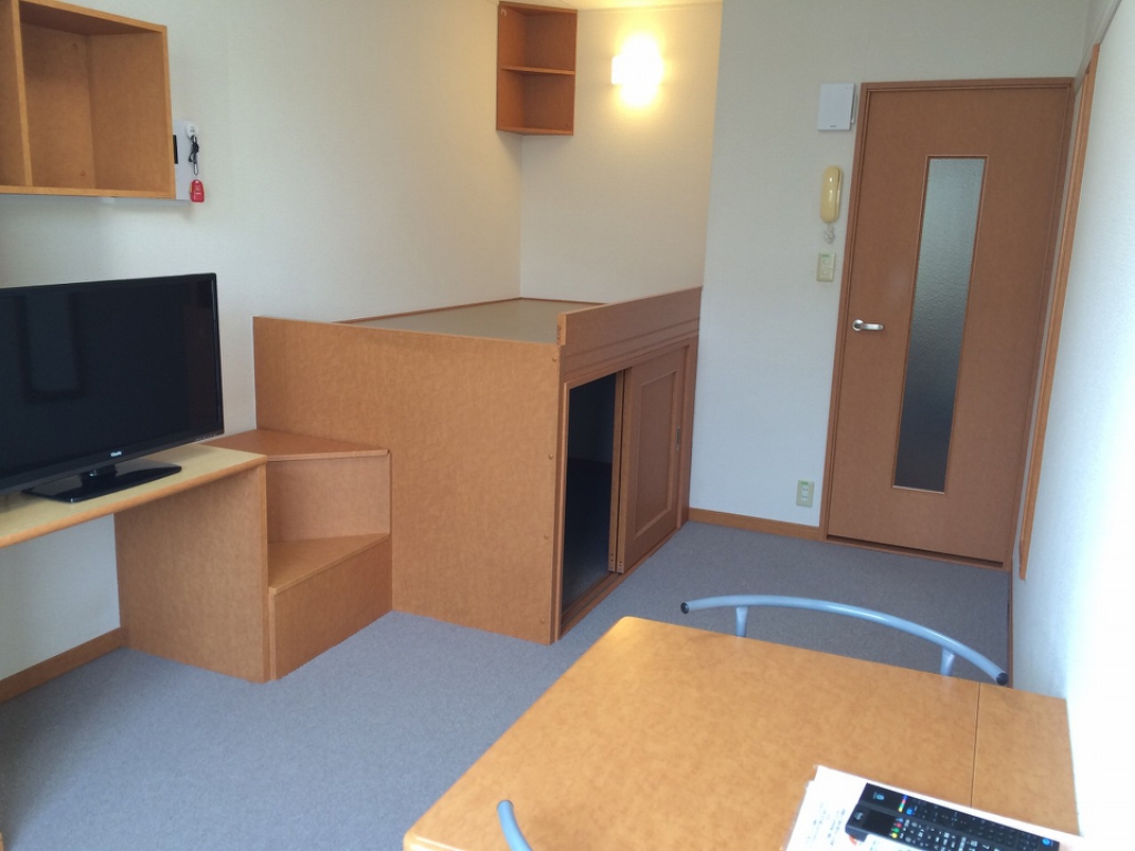 レオパレスＥフレックス リビング