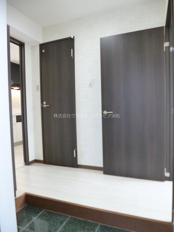 ウィンベル鎧橋Ⅱ 玄関