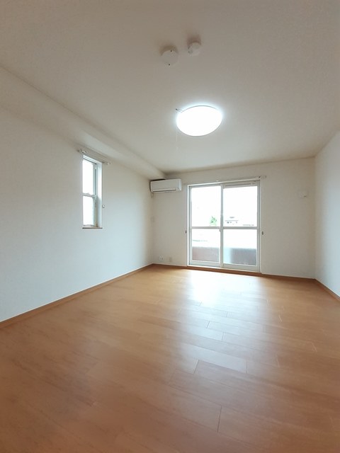 ＣＡＳＡ・ＦＥＬＩＣＥ　Ｃ その他1