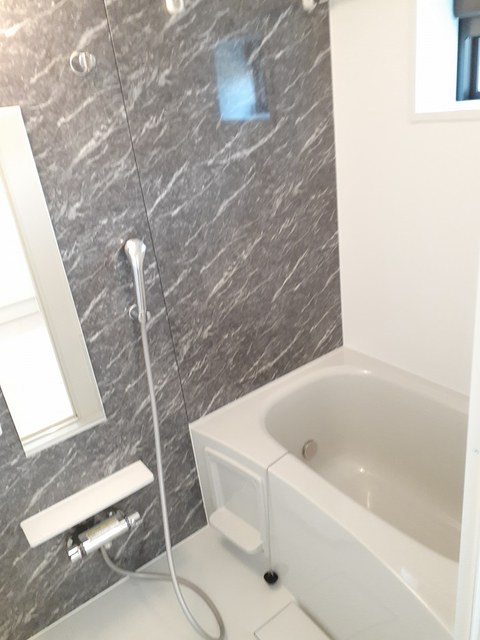 エバーグリーン若林 風呂画像