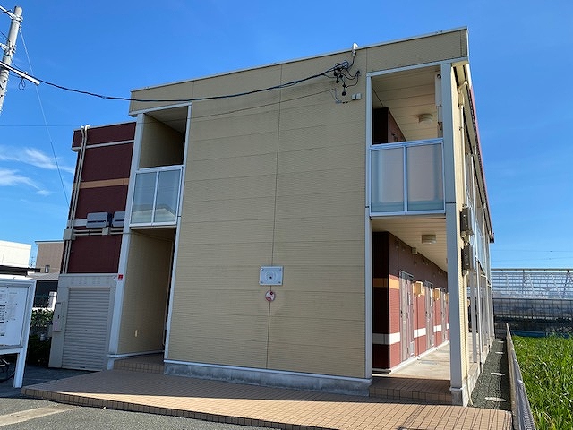 レオネクスト雅 205号室 外観