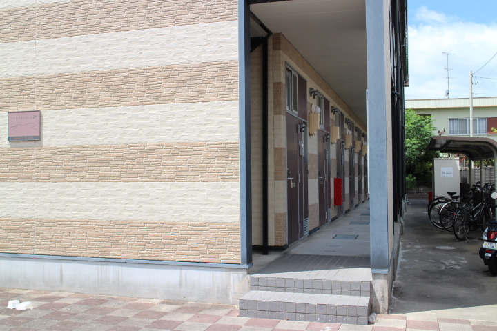 レオパレスコノハナ その他5