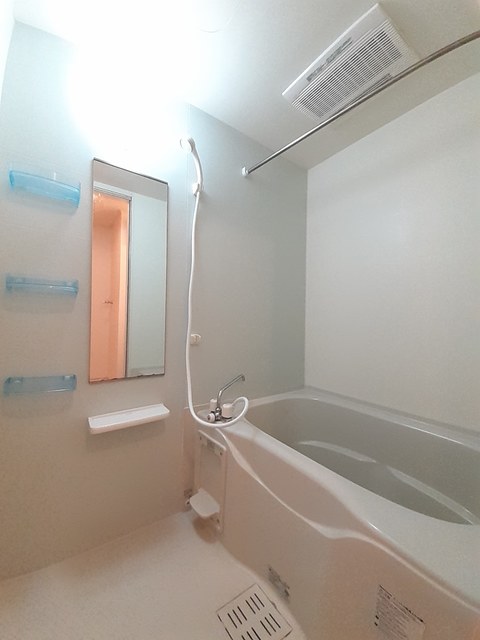 エヴァーグリーン 風呂画像