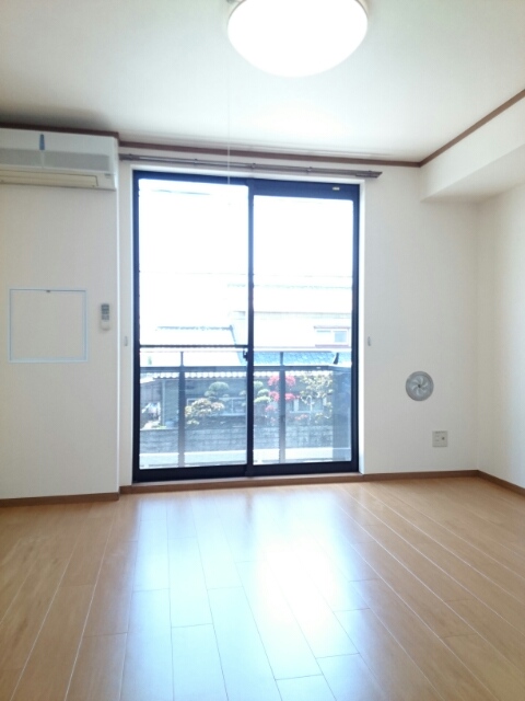 ラ・ルーシュ リビング