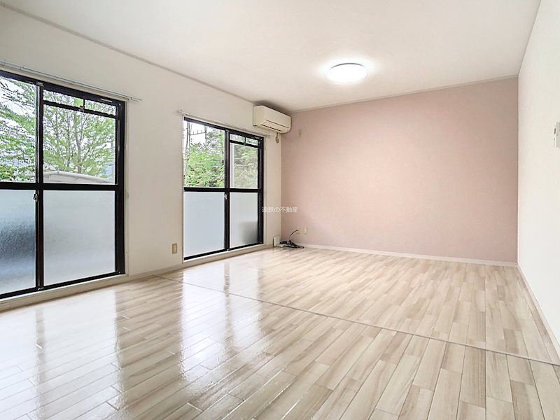 Ｅマンション リビング