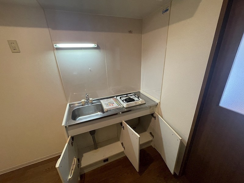 アルファビル その他4