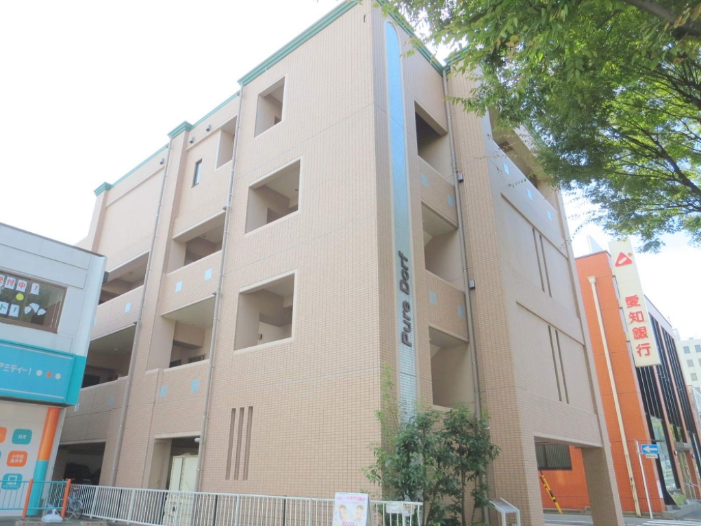 ピュアドルフ 302号室 外観