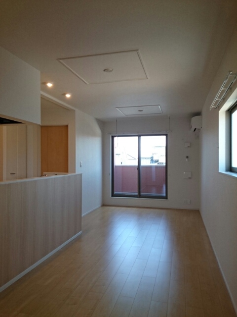 ルチェンテ　Ｆ リビング