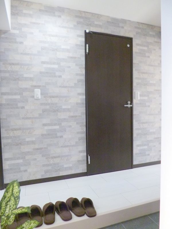 ドミール江西プレミアム 玄関