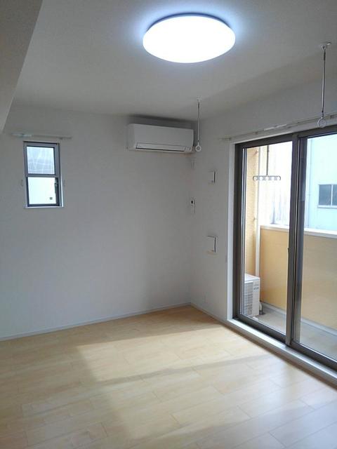 グレイスフル　やがみ　Ⅲ リビング