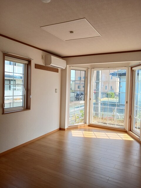 クレストール港 リビング