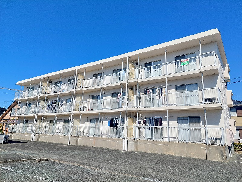 ハーベスト伊藤 301号室 外観