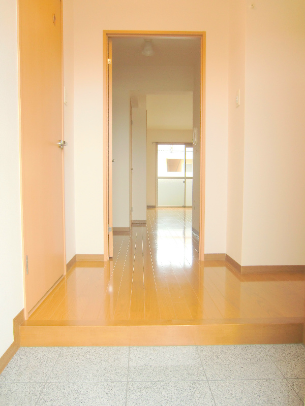 アンソレイユⅢ 玄関