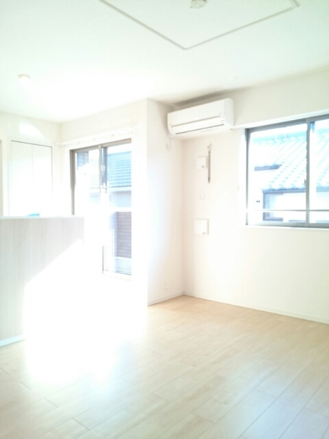 ルチェンテ　Ｅ リビング