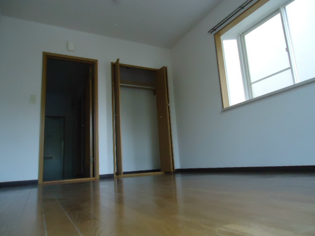 ビバリーハウス和瓦の里かもえ ベッドルーム