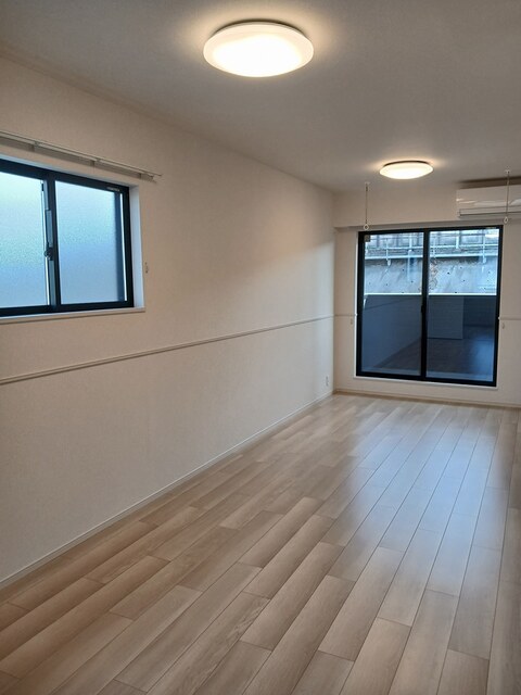 エヌ・ケー　フィールド リビング