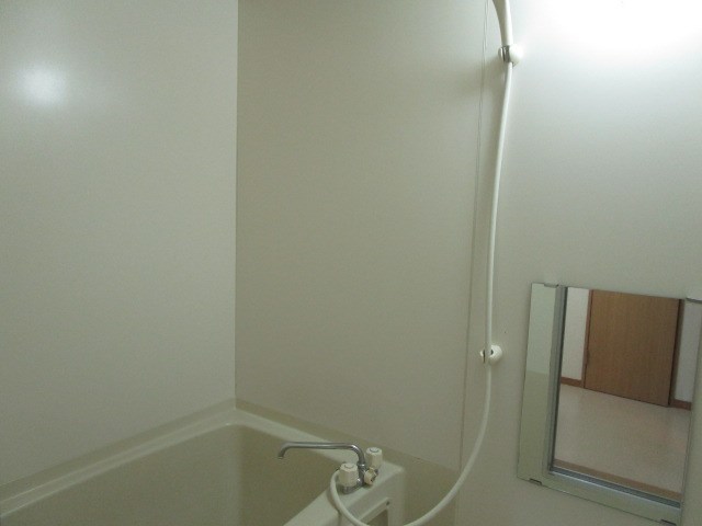 パインクレスト１ 風呂画像