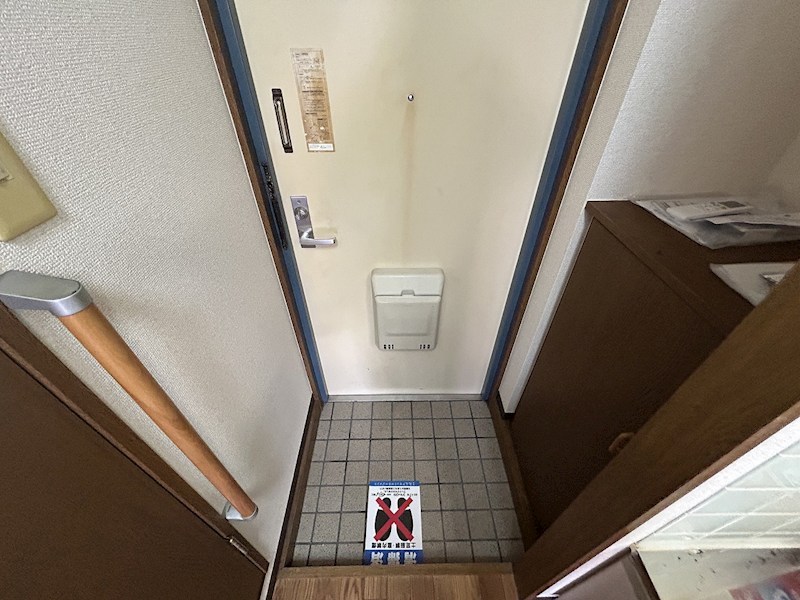 アイレット 玄関