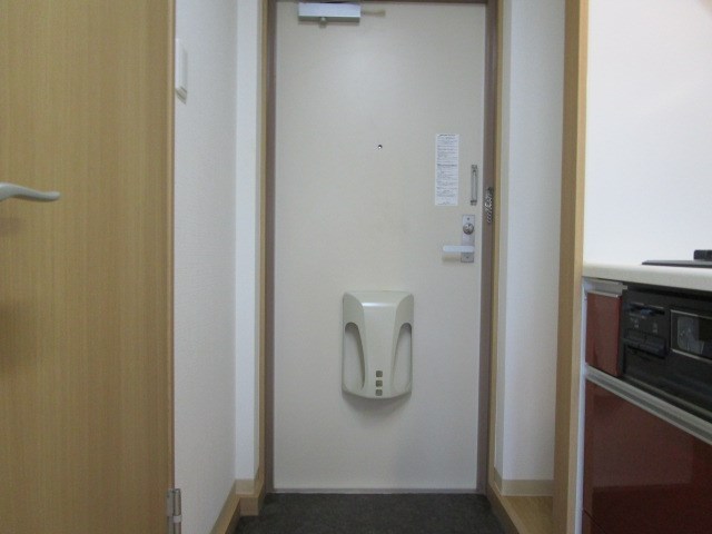 プリマ・クラッセ 玄関