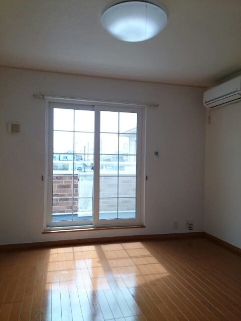 プラシード和（なごみ） リビング