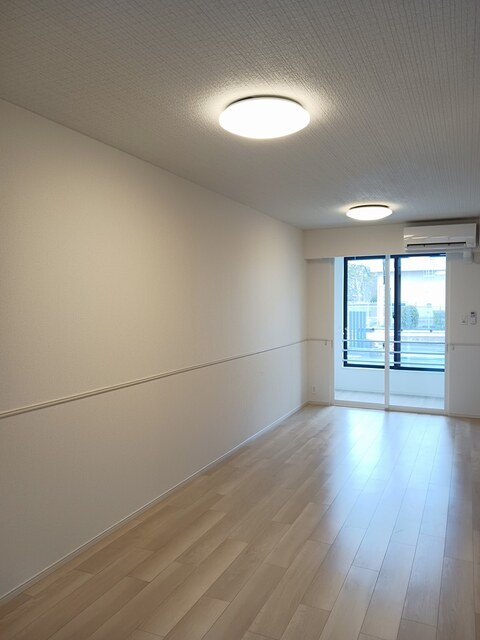 ボン・リーシュ リビング