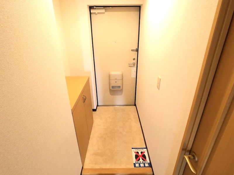 レジデンスフローラ 玄関