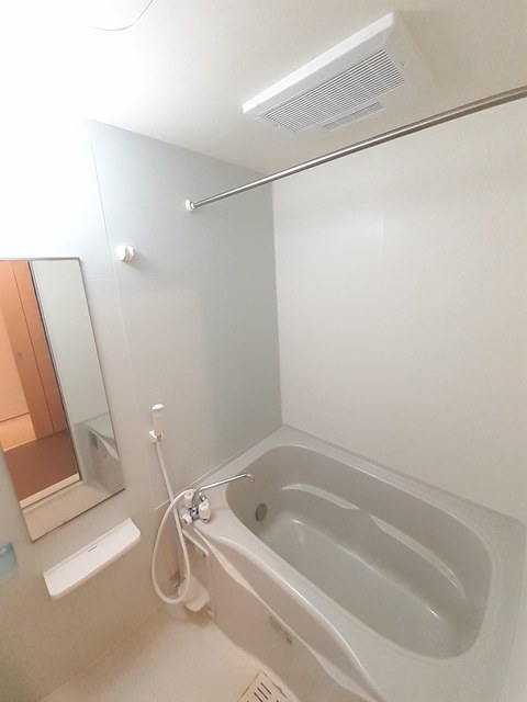 ＭＵＬＢＥＲＲＹ　ＣＯＵＲＴ 風呂画像