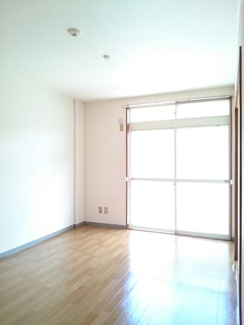 メゾン・ド・ファミーユ リビング