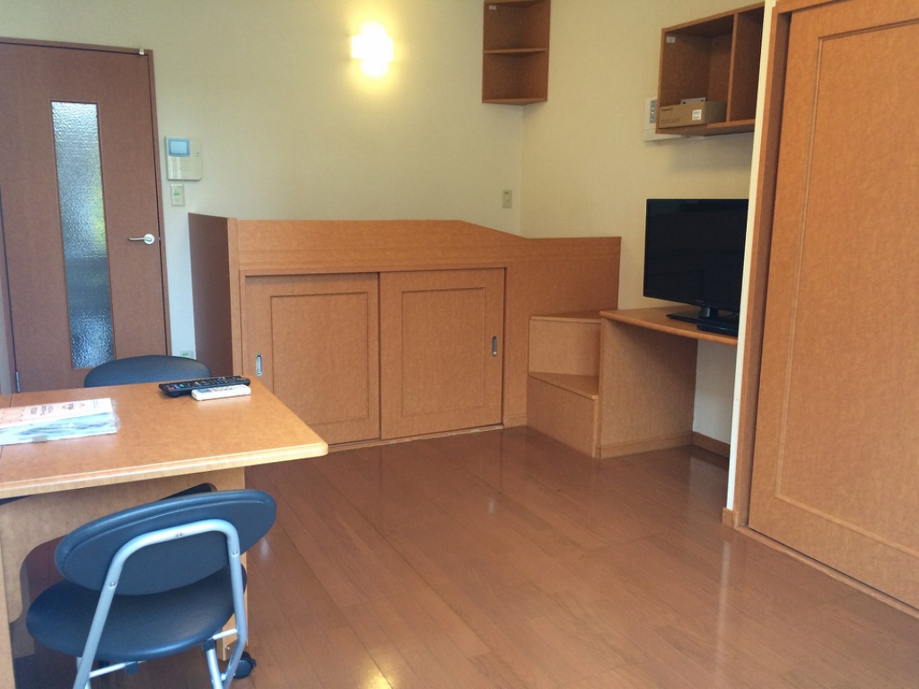 レオパレスひまわり リビング