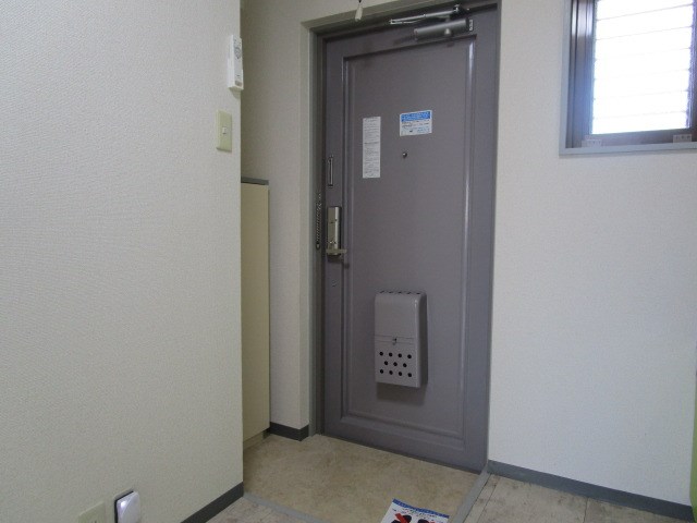 サンパレス木下 玄関