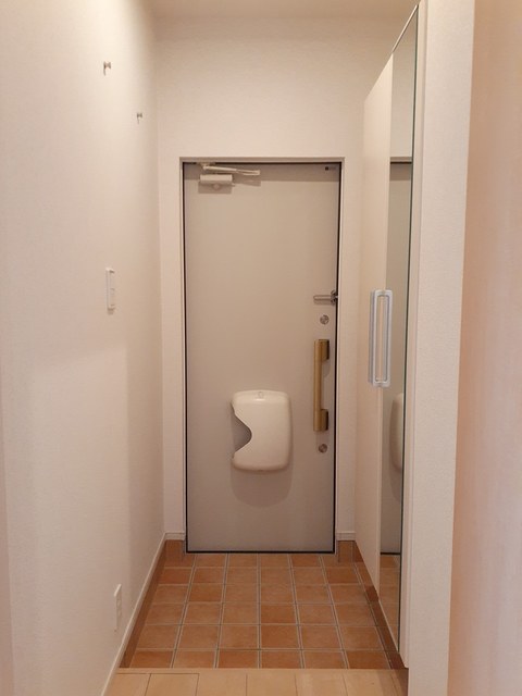 メゾン・ド・エトワールⅡ 玄関