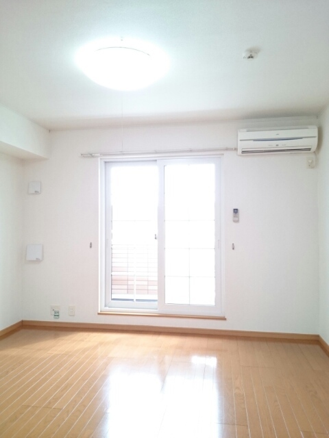 スマイリー リビング