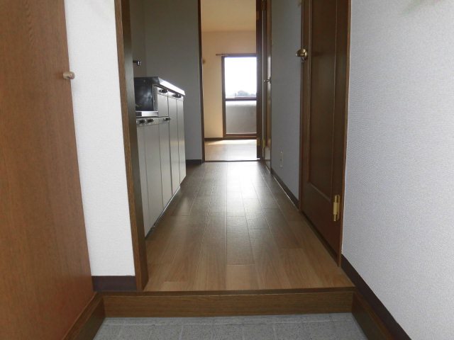 PRECIOUS（プレシャス） 玄関