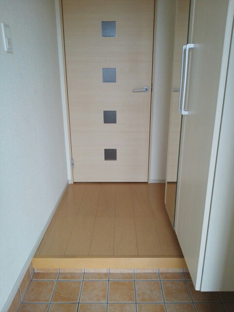 シュトラール 玄関