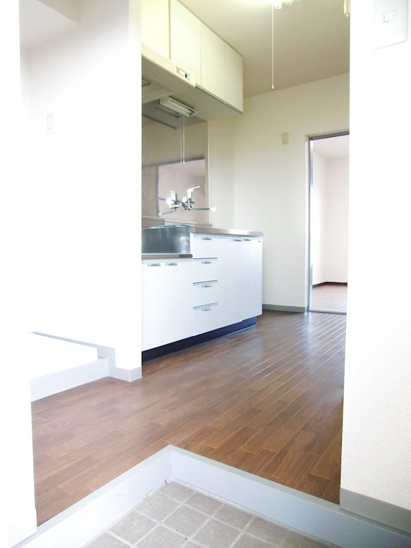 マンションレイクビュー 玄関