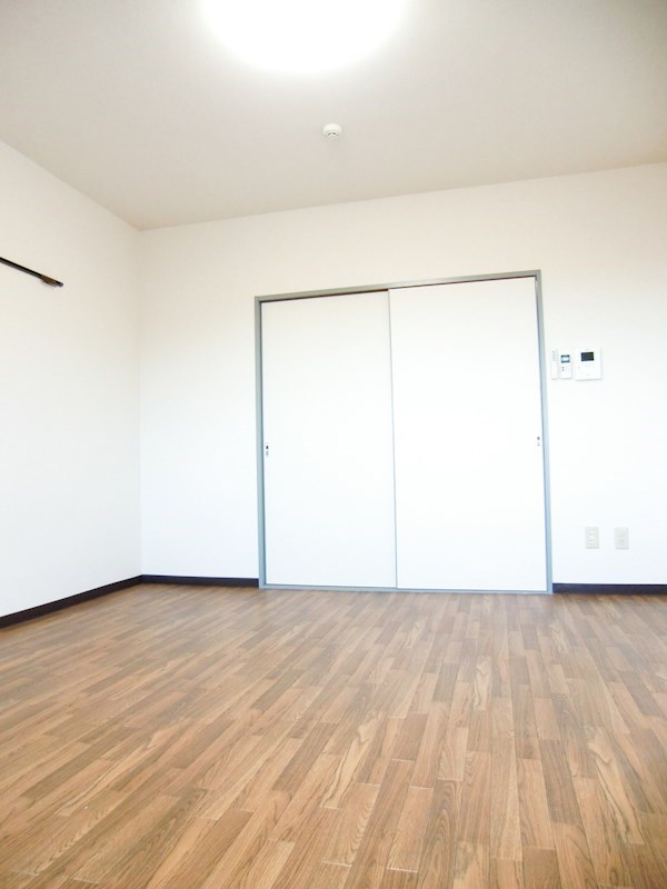 マンションレイクビュー リビング