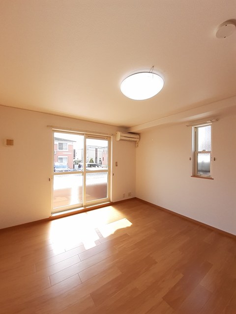 ＣＡＳＡ・ＦＥＬＩＣＥ　Ａ リビング