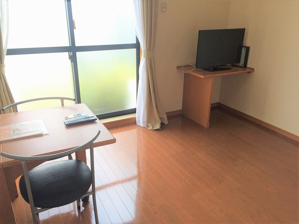 レオパレスリヴァージュオカベ その他14