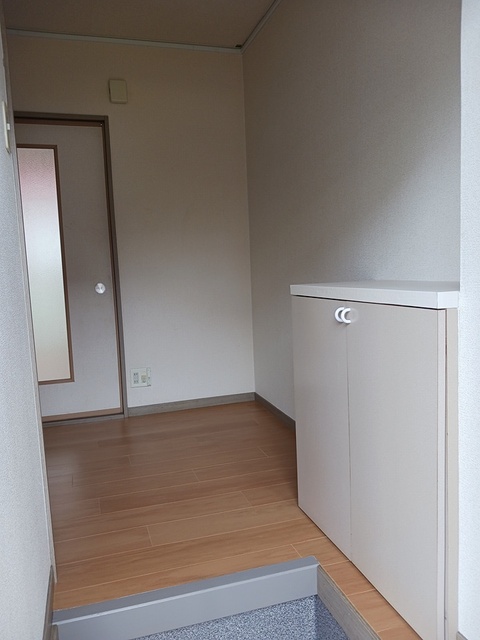 トリアノンパストラル 玄関